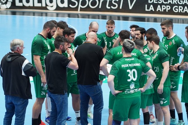 No pudo ser en Pontevedra ante el Cisne (30-28)