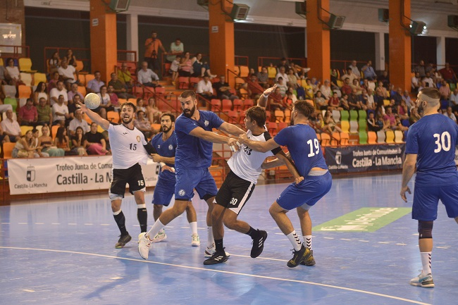 A la final tras superar al Alarcos Ciudad Real (39-24)