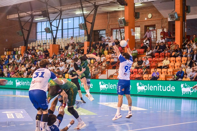 En busca del triunfo en Torrelavega 