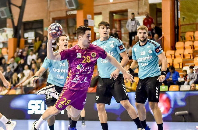 Solo vale ganar en casa del Sävehof