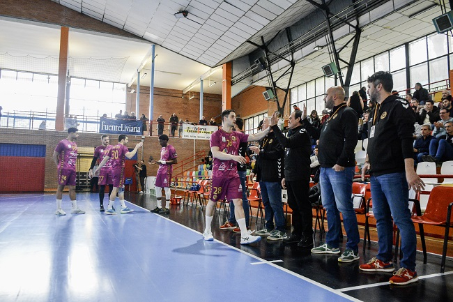 Triunfo importante ante el Recoletas Atlético Valladolid (33-27)