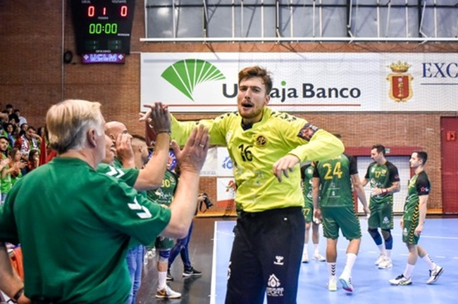 David Mach firma la renovación con el REBI Cuenca