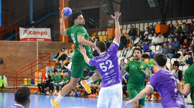 Amistoso con triunfo ante Impulse Guadalajara (32-29)