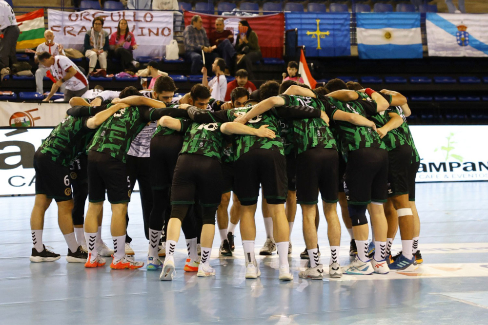 Dura derrota en el último segundo en Logroño (32-31)