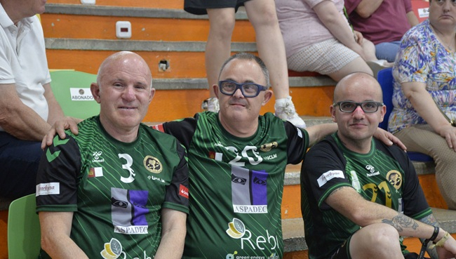 Cuenca celebra una nueva fiesta del balonmano inclusivo ASOBAL con más de medio centenar de participantes